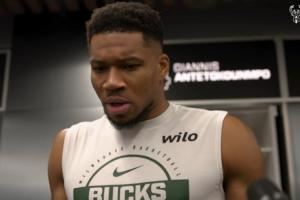 字母哥：库兹马投了很多涮一圈又出来的球 这可能影响了他的信心