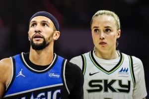 现在是单身!萨格斯直播中透露已经和WNBA球员海莉·范丽丝分手